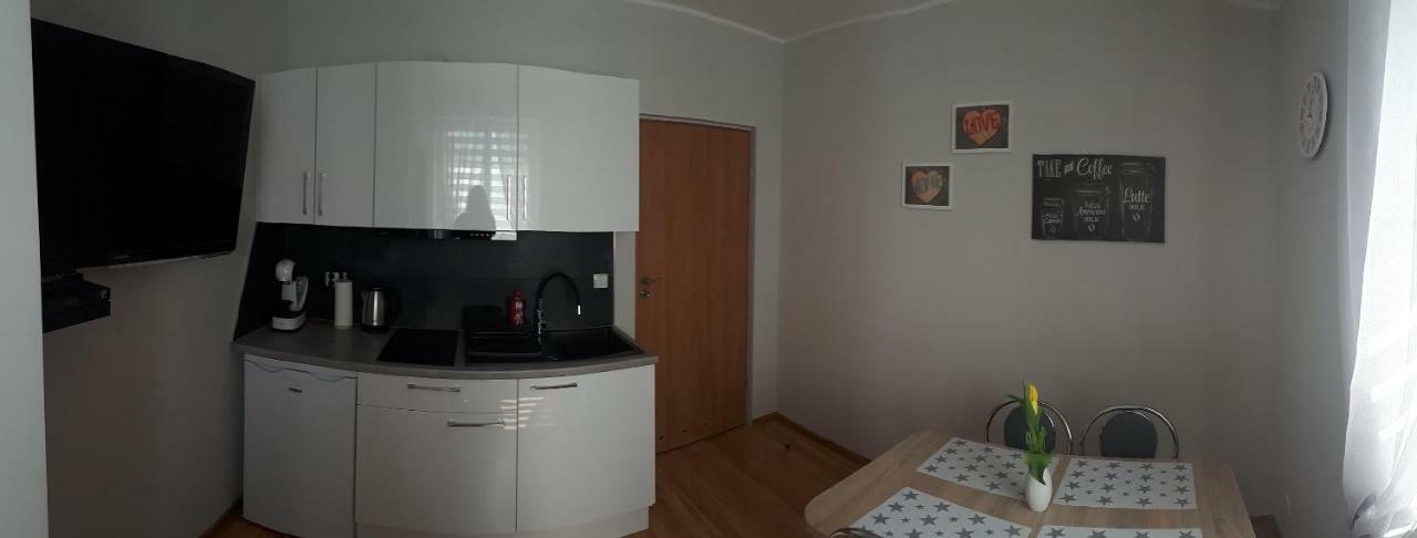 Apartamenty Orle เยเลเนียกูรา ภายนอก รูปภาพ