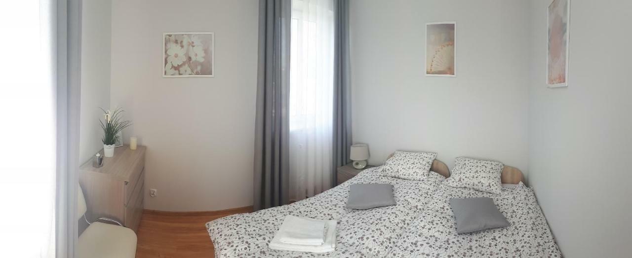 Apartamenty Orle เยเลเนียกูรา ภายนอก รูปภาพ
